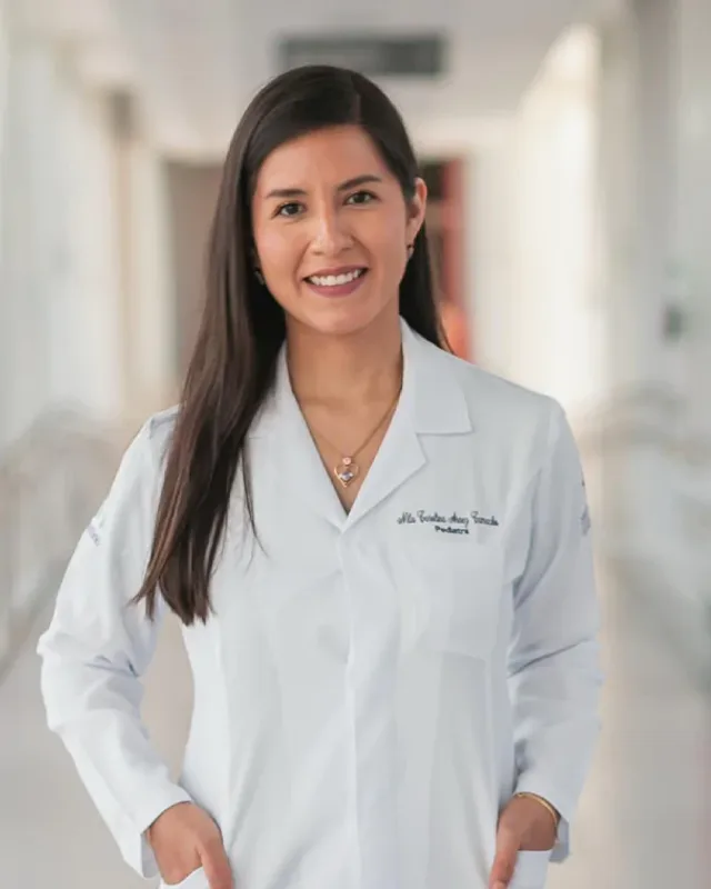 Dra. Nila Camaxo, Endocrinologista pediátrica
